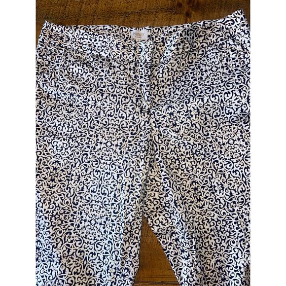 Womens Laundry by Shelli Segal Paisley Geometric Print Cropped Capri Pants 8 - Picture 2 of 8